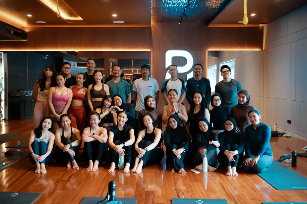 MORNING YOGA FLOW WITH OVIA ZAIN - VOL. 2
